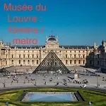 Studio 10 Mins Walk Eiffel Tower, Paris 16